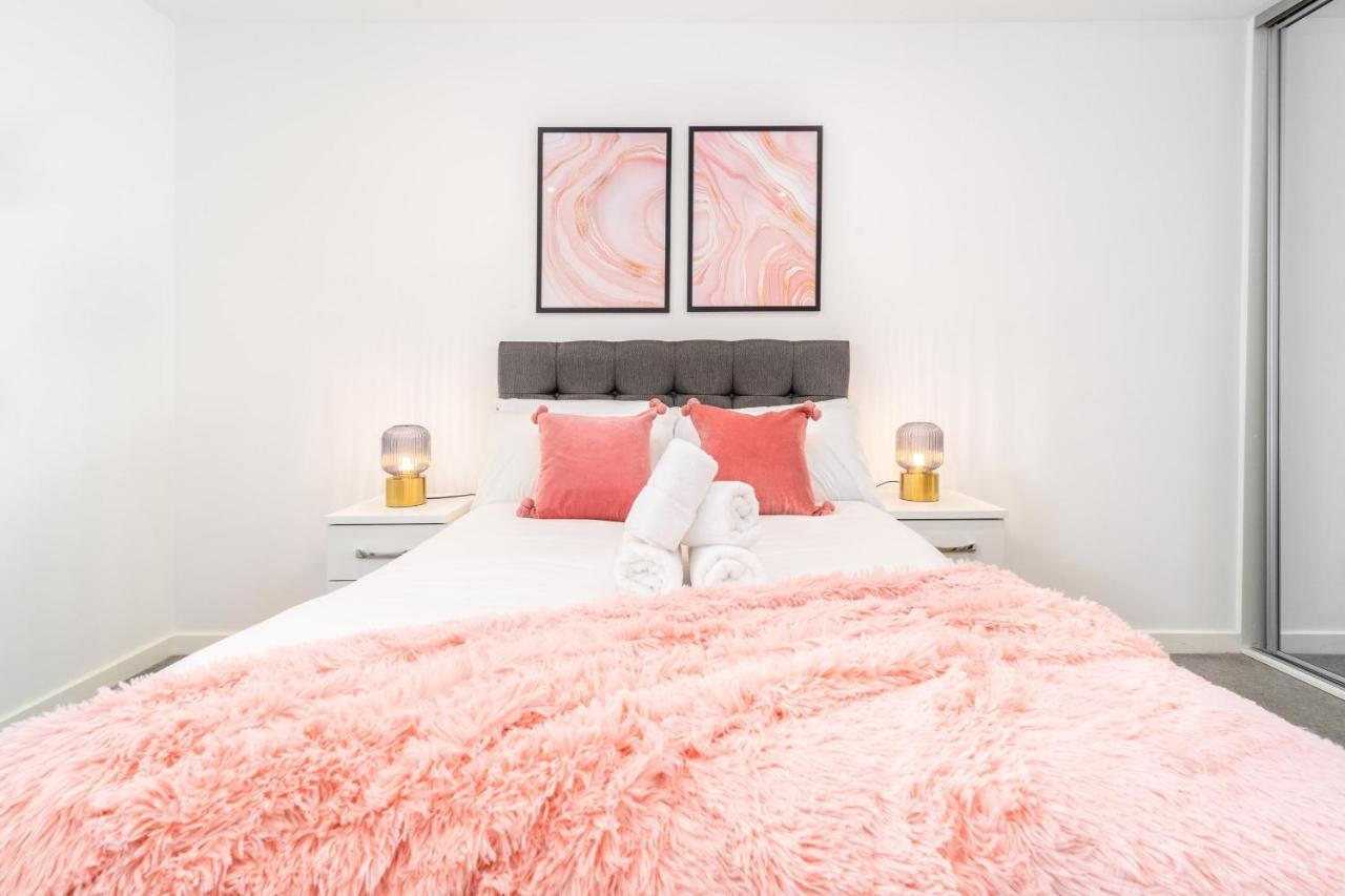 Candy Suite By Home Bay - City Centre เบอร์มิงแฮม ภายนอก รูปภาพ