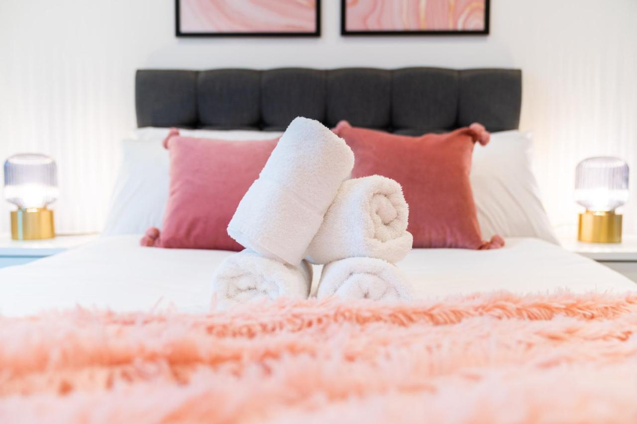 Candy Suite By Home Bay - City Centre เบอร์มิงแฮม ภายนอก รูปภาพ
